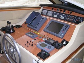 1999 Ferretti Yachts 530
