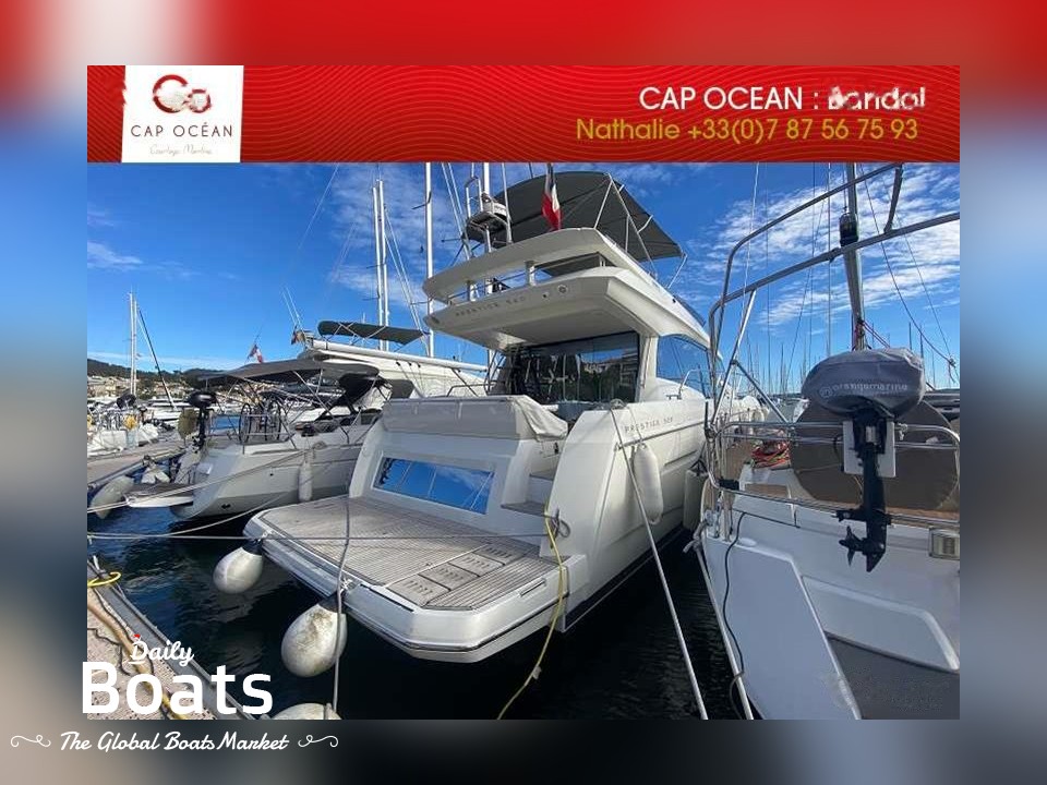 2021 Prestige Yachts 520
