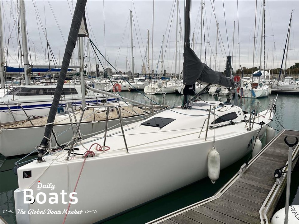 2015 J Boats J88
