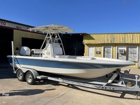 2004 Bay Stealth 2230 Center Console