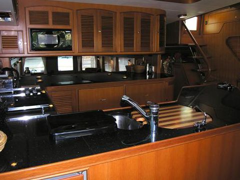 2005 Marlow Explorer