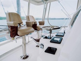 Osta 2012 Bertram Yachts Convertible
