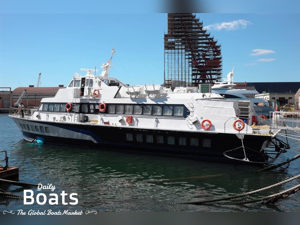 Hydrofoil boats for sale Daily Boats