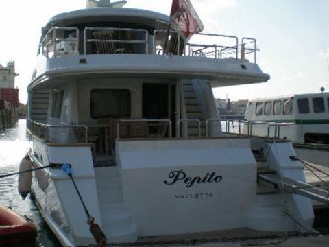 2004 Laguna 24M for sale