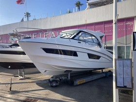 Bénéteau Boats Antares 900