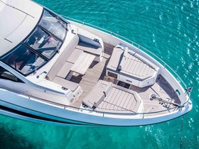 Купити 2021 Sunseeker 76 Yacht