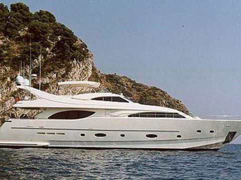 Ferretti 94 Custom Line