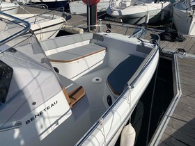 Vegyél 2020 Bénéteau Boats Flyer 8