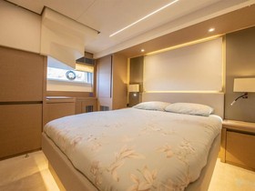 Acquistare 2019 Prestige Yachts 680