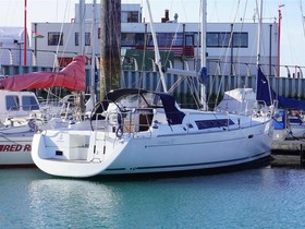 2010 Bénéteau Boats Oceanis 370 za prodaju
