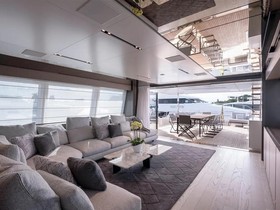 Vegyél 2018 Ferretti Yachts Custom Line 33 Navetta