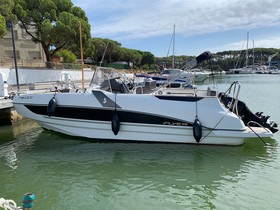 2017 Bénéteau Boats Flyer 8.8 Spacedeck for sale