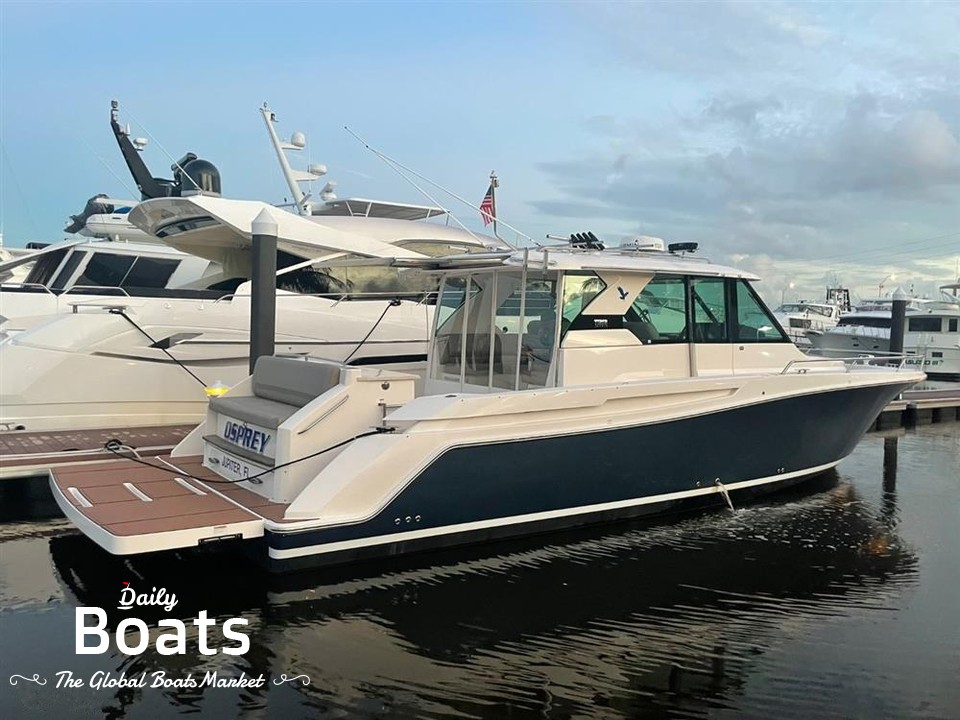 2016 Tiara Yachts Q44 for sale. View price, photos and Buy 2016 Tiara