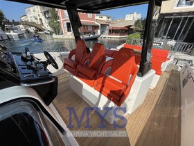 2023 Cayman Yachts 40 na prodej