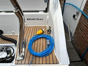 Kupiti 2022 Bénéteau Boats Flyer 9 Sundeck