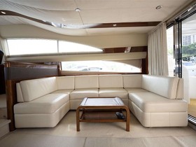 2010 Princess 58