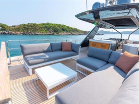 Buy 2022 Prestige Yachts X70