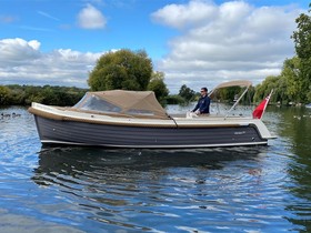 2018 Interboat 820 Intender til salg