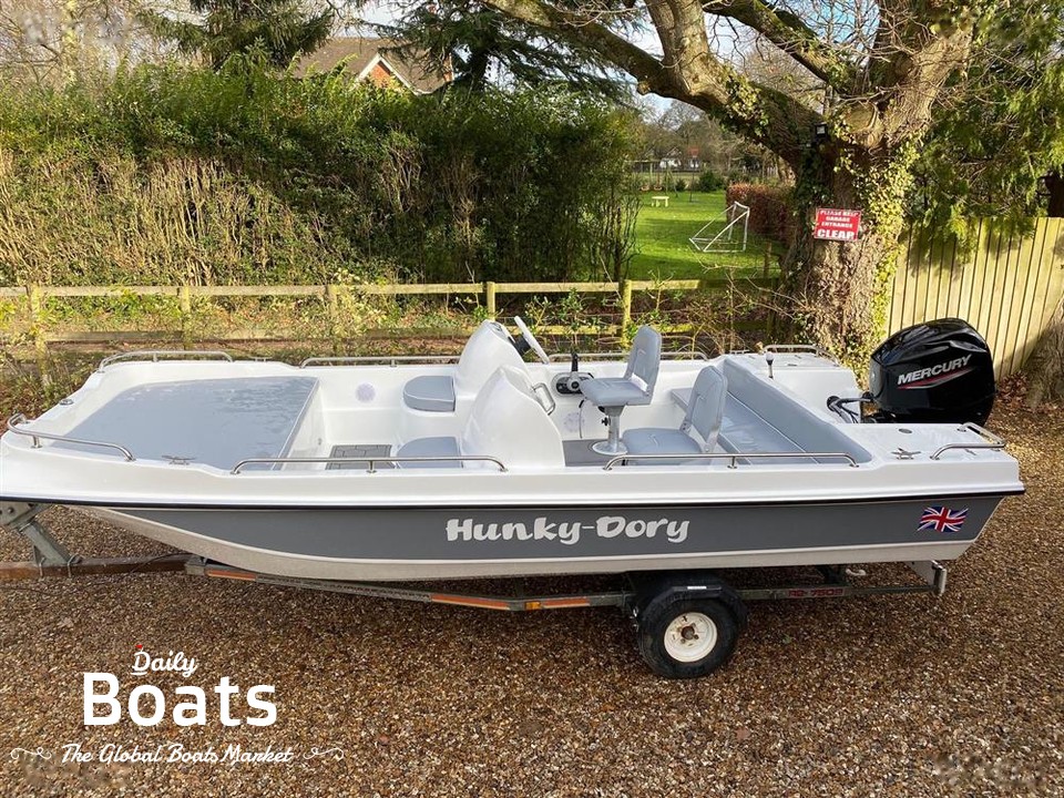 2022 Hunky Dory 500 Bowrider for sale View price photos and Buy 2022