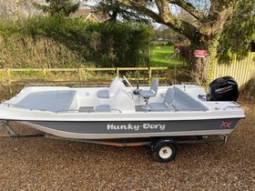 Hunky-Dory 500 Bowrider