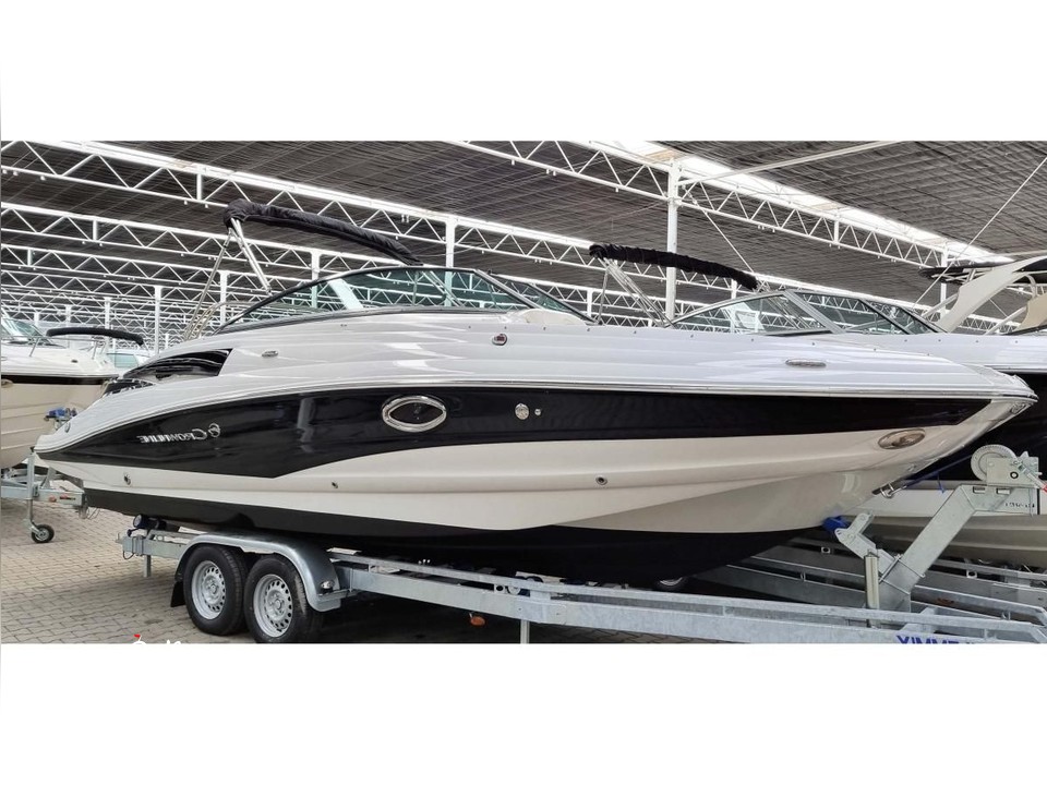 2012 Crownline E4