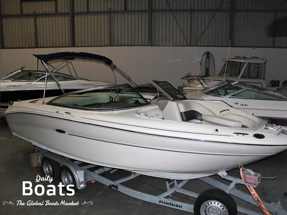 2006 Sea Ray 220 Select Mercruiser 5.0 Mpi for sale. View price, photos