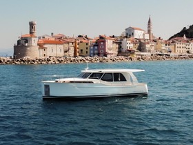 Buy 2021 Greenline 33