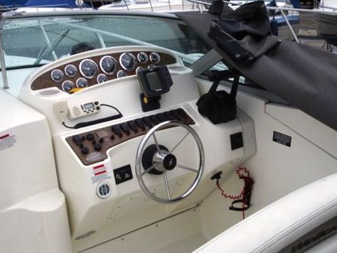 1999 Wellcraft 3000 for sale