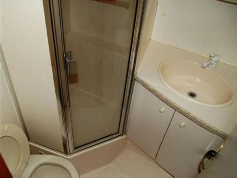 Buy 1999 Silverton 392