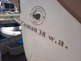 2007 Cantieri Navali del Tirreno Cayman 38 Wa
