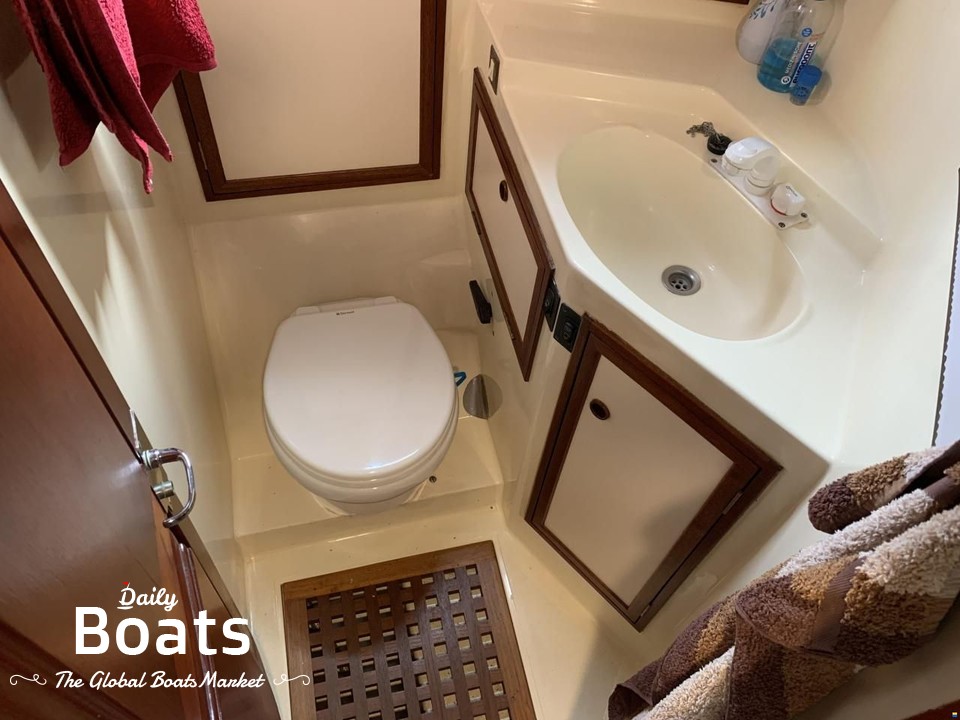 1996 Shearwater 39 for sale. View price, photos and Buy 1996 Shearwater