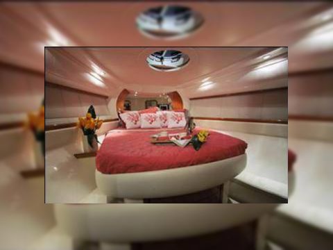 2005 Pershing 46 til salg