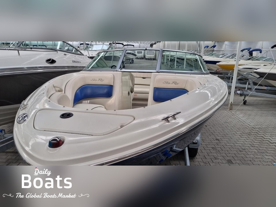 2005 Sea Ray 220 Select for sale. View price, photos and Buy 2005 Sea