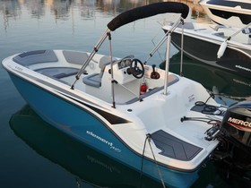 Bayliner Element M15