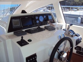 Buy 2012 Cyrus Yachts 13.8 Flybridge