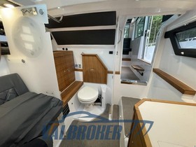 2018 Axopar 37 Sport Cabin