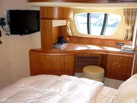 2007 Azimut 68 Evolution til salg