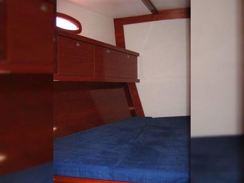 Buy 2006 Hanse 531