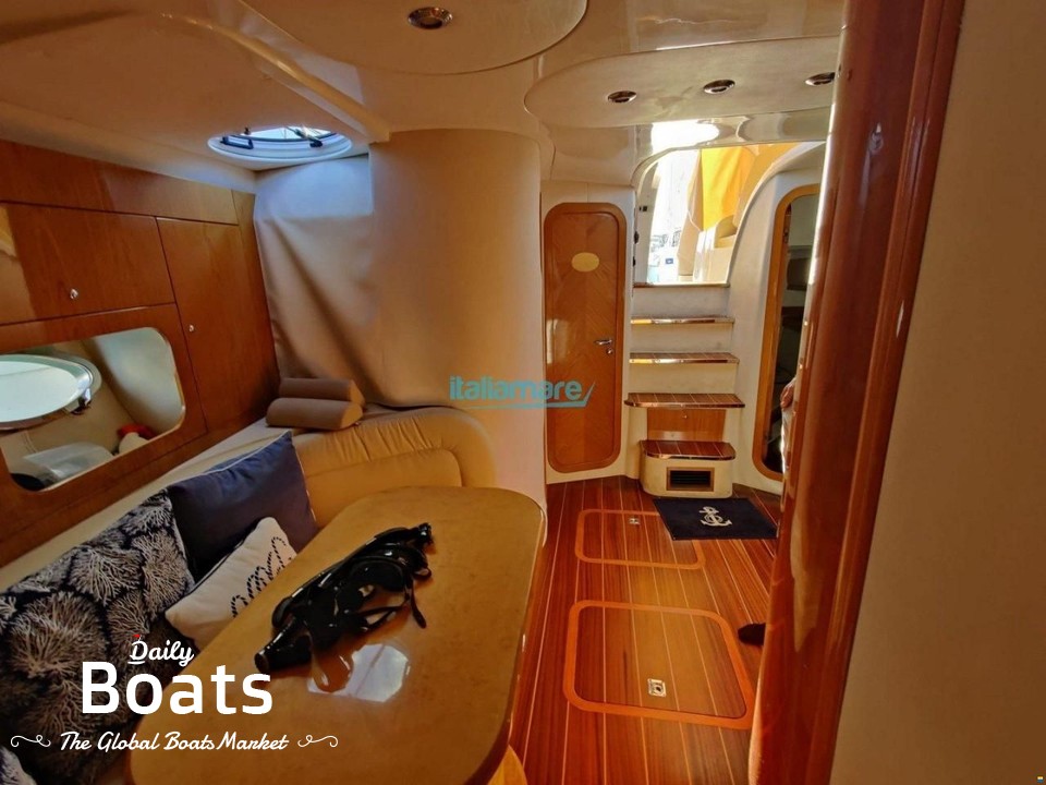 2007 Innovazioni e Progetti Mira 43 for sale. View price, photos and ...