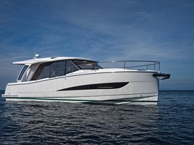 Buy 2022 Greenline 39 H-Drive