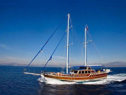 2004  20 M 2004 Gulet