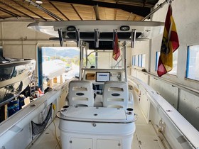 2005 Boston Whaler 320 Outrage