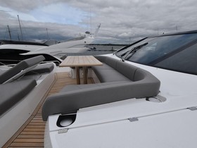 Kjøpe 2022 Sunseeker 88 Yacht