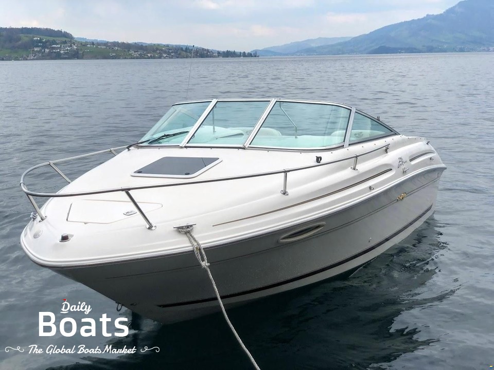 1998 Sea Ray 215 Cabin Cruiser for sale. View price, photos and Buy