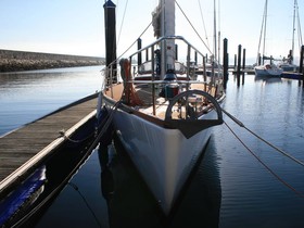 2010 Benjamins One Off 43 Blank Yacht Design til salg