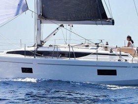 Buy 2022 Bavaria C38