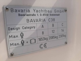 2022 Bavaria C38