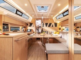 Buy 2022 Bavaria C38