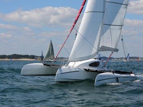 Astus 22.5 Trimaran