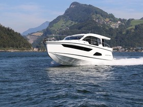 Sealine C390